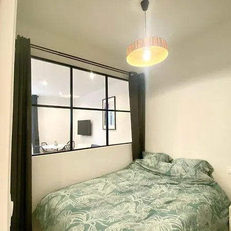 1 Bedroom - In The Heart Of The Old Town Apartment